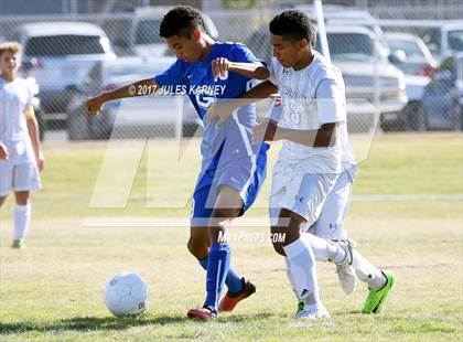 Thumbnail 3 in Desert Oasis vs Bishop Gorman photogallery.