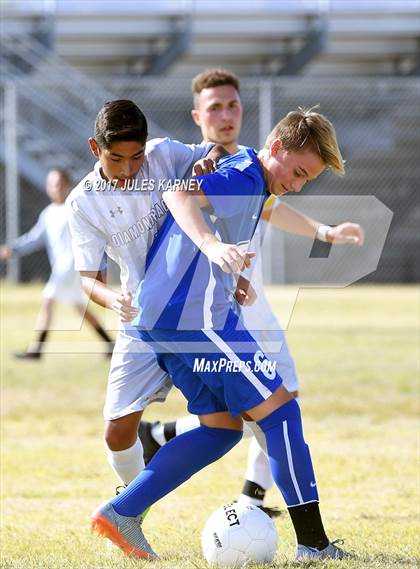 Thumbnail 3 in Desert Oasis vs Bishop Gorman photogallery.