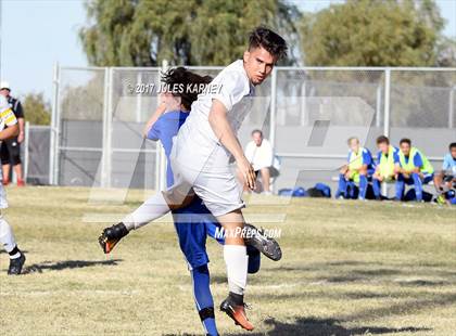 Thumbnail 2 in Desert Oasis vs Bishop Gorman photogallery.