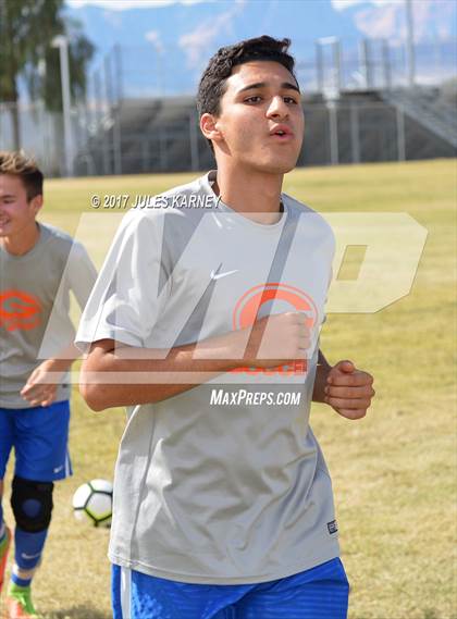 Thumbnail 1 in Desert Oasis vs Bishop Gorman photogallery.