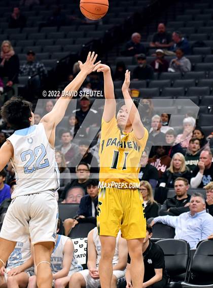 Thumbnail 3 in Damien vs. Clovis North (CIF State D1 Final) photogallery.