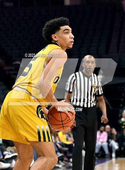 Thumbnail 1 in Damien vs. Clovis North (CIF State D1 Final) photogallery.