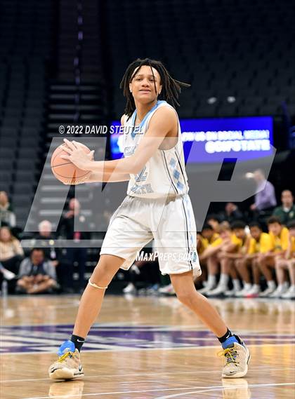 Thumbnail 3 in Damien vs. Clovis North (CIF State D1 Final) photogallery.