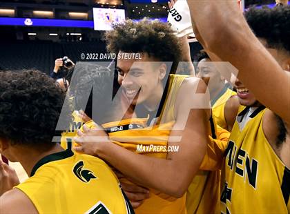 Thumbnail 2 in Damien vs. Clovis North (CIF State D1 Final) photogallery.