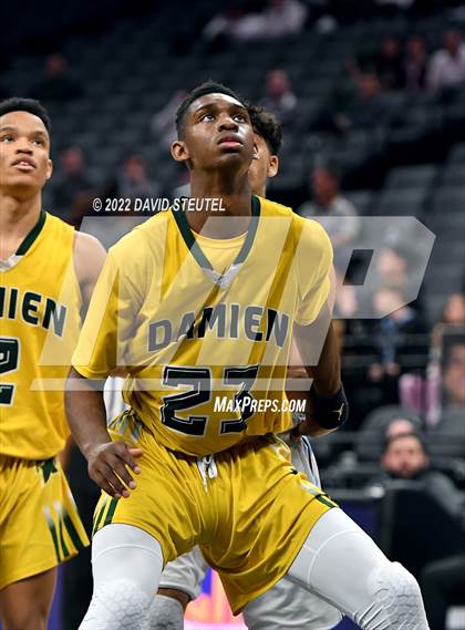 Thumbnail 3 in Damien vs. Clovis North (CIF State D1 Final) photogallery.