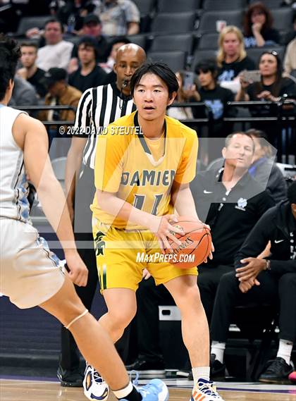 Thumbnail 3 in Damien vs. Clovis North (CIF State D1 Final) photogallery.