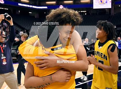 Thumbnail 1 in Damien vs. Clovis North (CIF State D1 Final) photogallery.