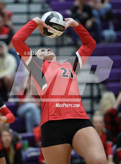 Thumbnail 3 in Unioto vs. Circleville (OHSAA D2 District) photogallery.