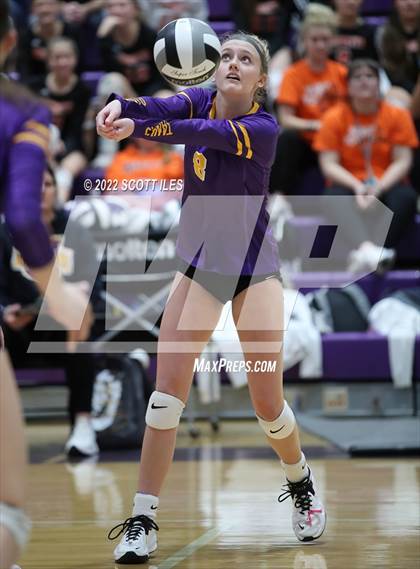 Thumbnail 2 in Unioto vs. Circleville (OHSAA D2 District) photogallery.