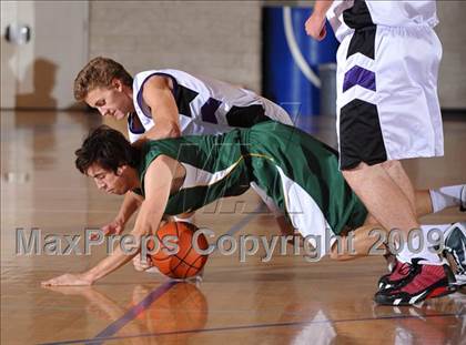 Thumbnail 1 in Brea Olinda vs Carlsbad (MaxPreps Holiday Classic) photogallery.
