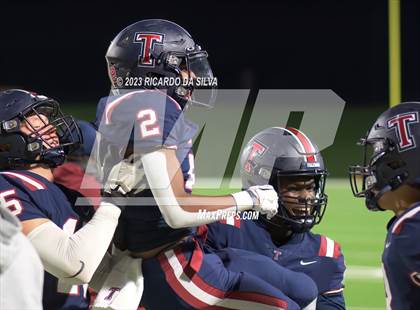 Thumbnail 3 in Tompkins vs Paetow photogallery.
