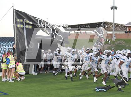 Thumbnail 3 in Tompkins vs Paetow photogallery.