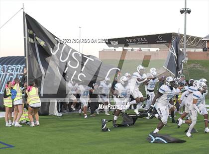 Thumbnail 1 in Tompkins vs Paetow photogallery.
