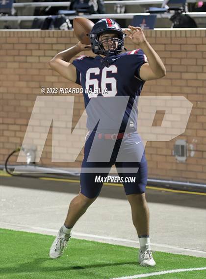 Thumbnail 3 in Tompkins vs Paetow photogallery.