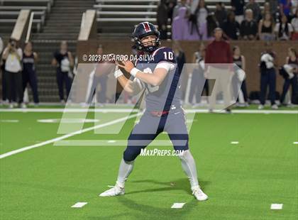 Thumbnail 3 in Tompkins vs Paetow photogallery.