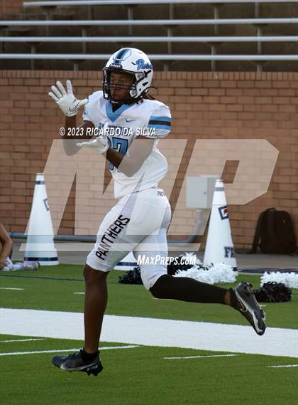 Thumbnail 3 in Tompkins vs Paetow photogallery.