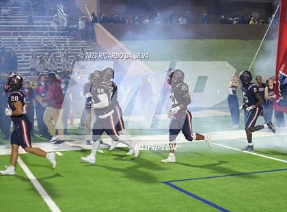 Thumbnail 3 in Tompkins vs Paetow photogallery.