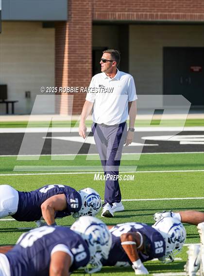 Thumbnail 1 in Little Elm @ Walnut Grove photogallery.
