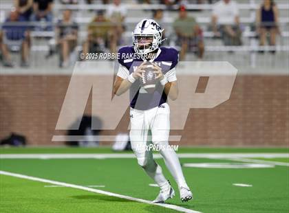 Thumbnail 1 in Little Elm @ Walnut Grove photogallery.