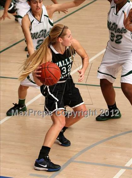 Thumbnail 1 in Valley Center vs. McNair (So Cal Holiday Prep Classic) photogallery.