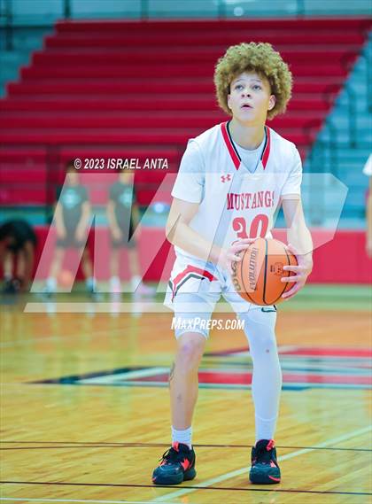 Thumbnail 1 in Pflugerville Connally @ Manor photogallery.