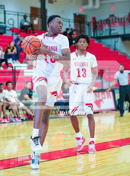 Thumbnail 2 in Pflugerville Connally @ Manor photogallery.