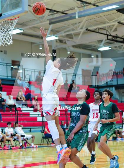 Thumbnail 2 in Pflugerville Connally @ Manor photogallery.