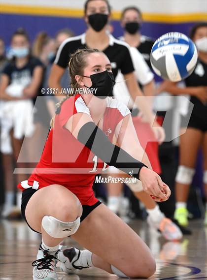 Thumbnail 3 in Village Christian vs. Archbishop Mitty (Durango Fall Classic) photogallery.