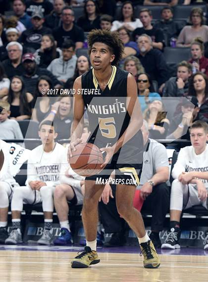 Thumbnail 3 in Bishop Montgomery vs. Woodcreek (CIF State Open Division Final) photogallery.