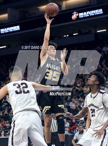 Thumbnail 2 in Bishop Montgomery vs. Woodcreek (CIF State Open Division Final) photogallery.