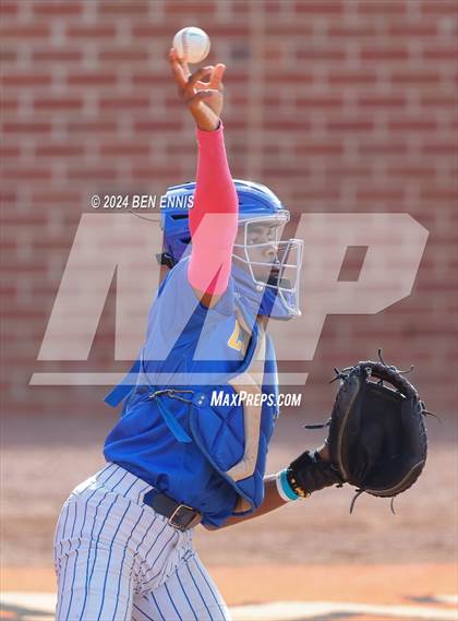Thumbnail 2 in GDC Senior All-State Tournament (Game 1) photogallery.