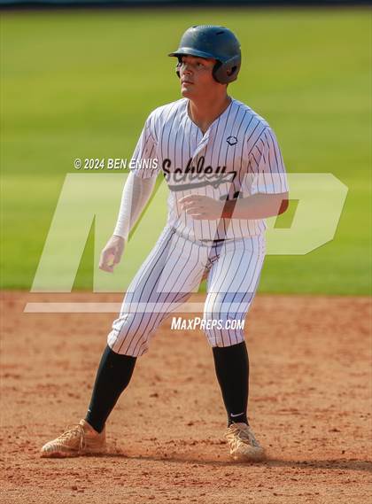 Thumbnail 3 in GDC Senior All-State Tournament (Game 1) photogallery.