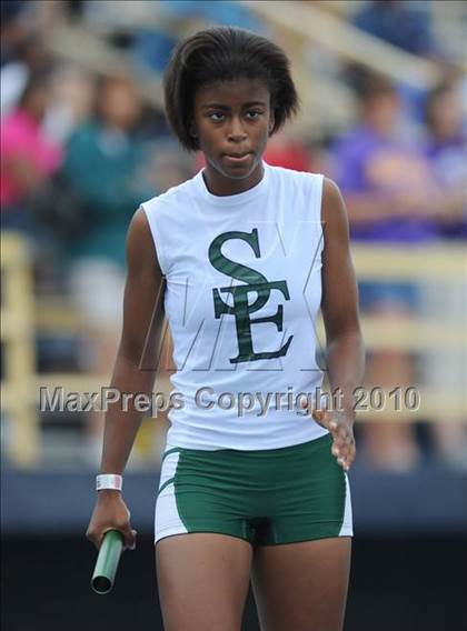 Thumbnail 3 in NCHSAA 4A Track and Field Championships photogallery.
