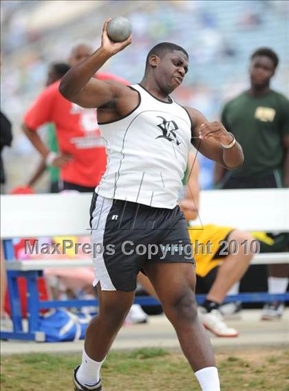 Thumbnail 2 in NCHSAA 4A Track and Field Championships photogallery.
