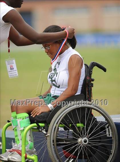 Thumbnail 3 in NCHSAA 4A Track and Field Championships photogallery.