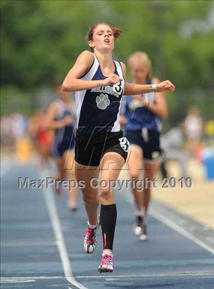 Thumbnail 2 in NCHSAA 4A Track and Field Championships photogallery.