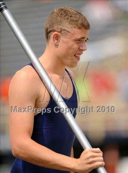 Thumbnail 2 in NCHSAA 4A Track and Field Championships photogallery.