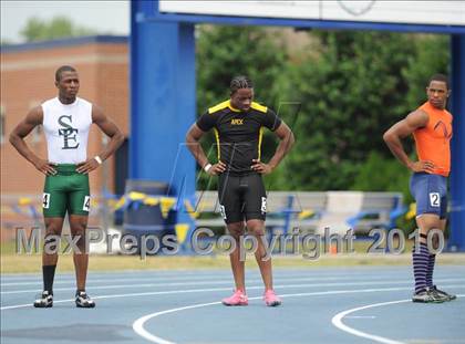 Thumbnail 3 in NCHSAA 4A Track and Field Championships photogallery.