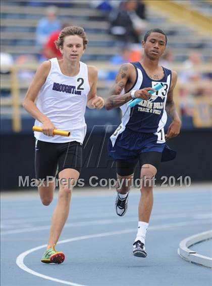 Thumbnail 2 in NCHSAA 4A Track and Field Championships photogallery.