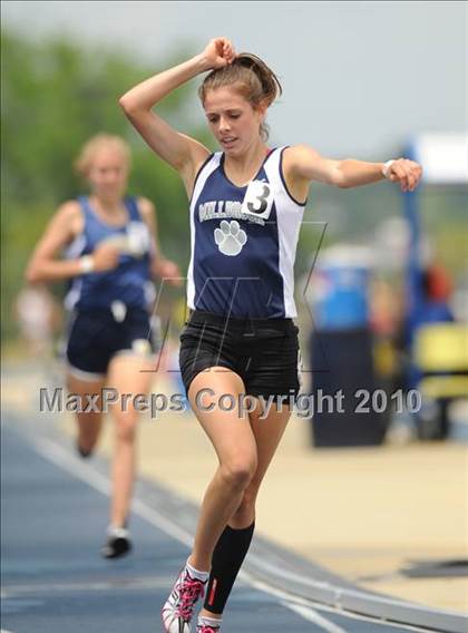 Thumbnail 1 in NCHSAA 4A Track and Field Championships photogallery.