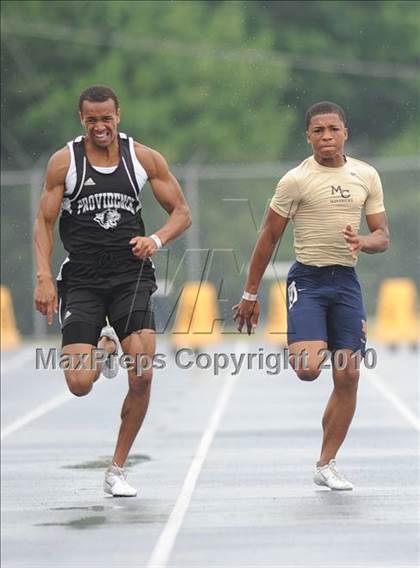 Thumbnail 2 in NCHSAA 4A Track and Field Championships photogallery.