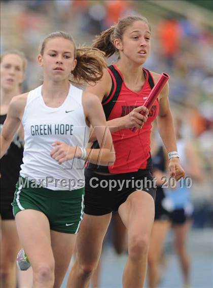 Thumbnail 2 in NCHSAA 4A Track and Field Championships photogallery.