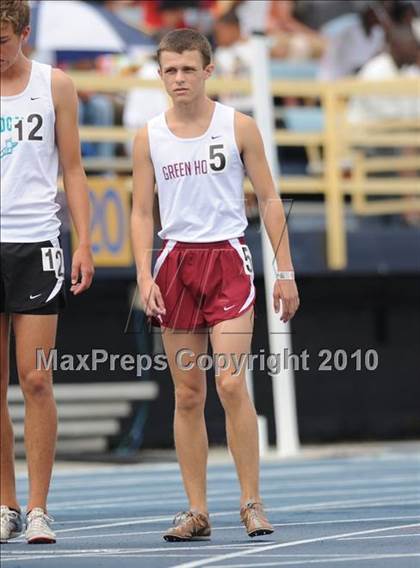 Thumbnail 1 in NCHSAA 4A Track and Field Championships photogallery.