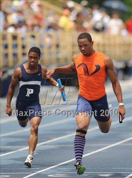 Thumbnail 1 in NCHSAA 4A Track and Field Championships photogallery.