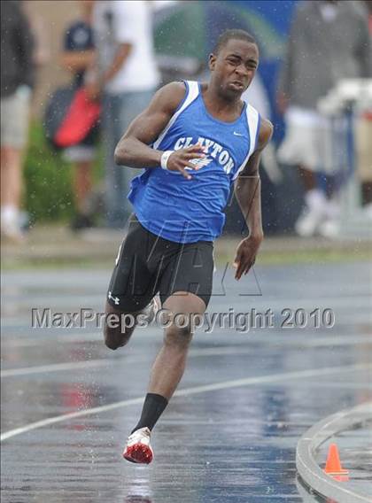 Thumbnail 1 in NCHSAA 4A Track and Field Championships photogallery.