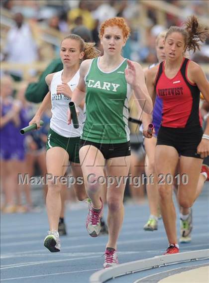 Thumbnail 1 in NCHSAA 4A Track and Field Championships photogallery.
