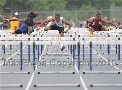 Thumbnail 3 in NCHSAA 4A Track and Field Championships photogallery.