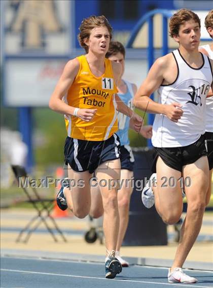 Thumbnail 2 in NCHSAA 4A Track and Field Championships photogallery.