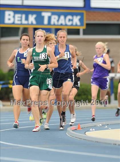 Thumbnail 2 in NCHSAA 4A Track and Field Championships photogallery.