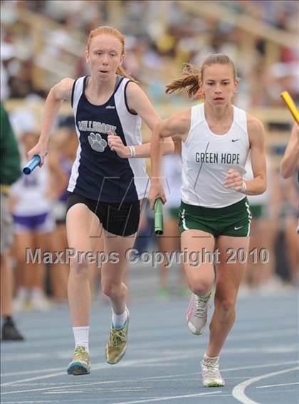 Thumbnail 3 in NCHSAA 4A Track and Field Championships photogallery.